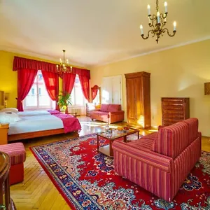 https://josephine-hotel.praguehotelsweb.com